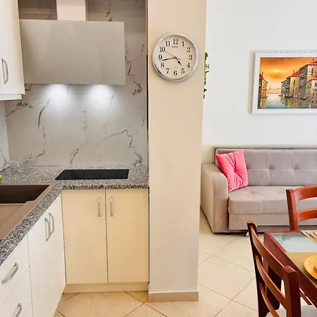 Leo In Apartman Vlora