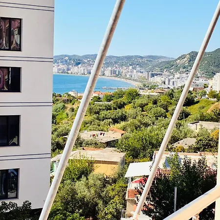 Leo In Apartman